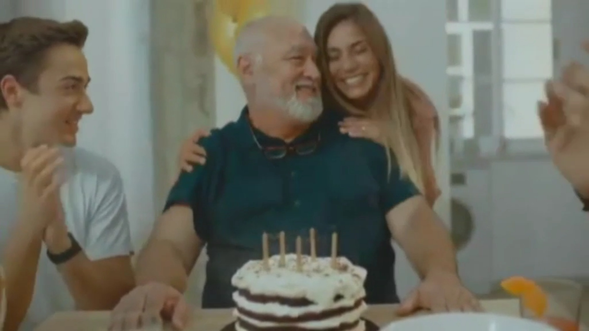 Impactante campaña del Gobierno de Canarias para concienciar de los riesgos de las reuniones familiares sin tomar medidas