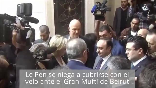 Marine Le Pen durante su encuentro frustrado con el Gran Muftí del Líbano