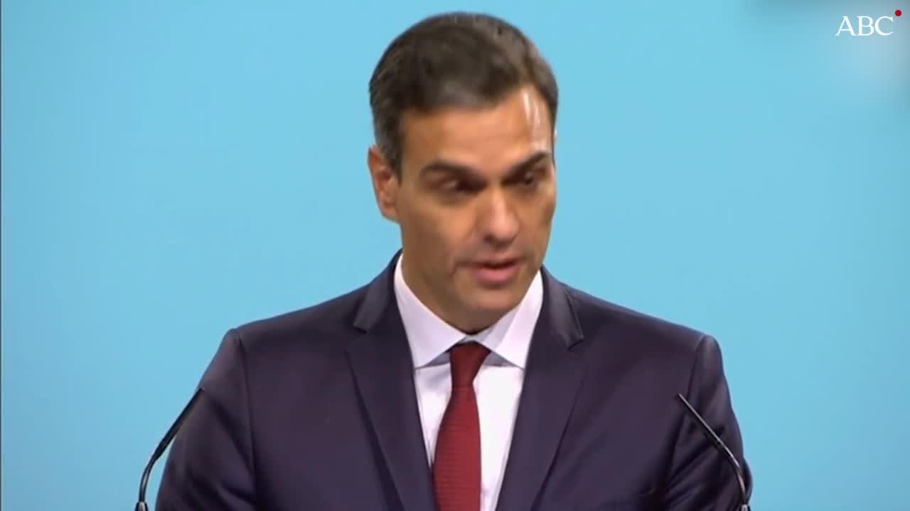 VÍDEO | Pedro Sánchez lee el artículo 2: «La Constitución se fundamenta en la indivisible unidad de la nación española»