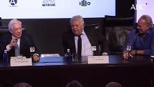 Las bromas entre Vargas Llosa, Felipe González y Bertín Osborne en un foro sobre Iberoamérica