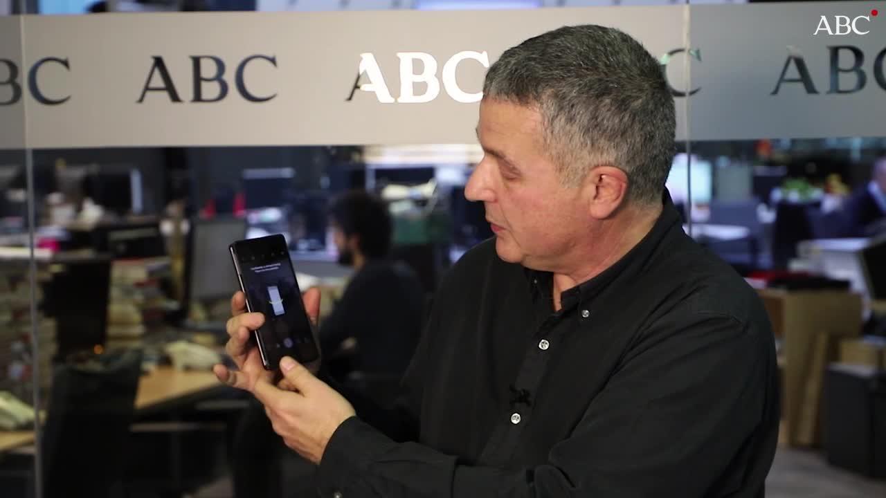 Probamos el nuevo ZTE Axon M, un «smartphone» de dos pantallas no apto para todos los públicos