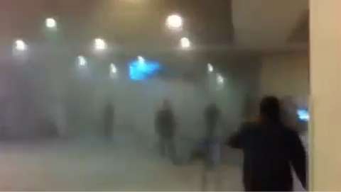 Un suicida mata al menos a 35 personas y hiere a más de 180 en el aeropuerto de Moscú