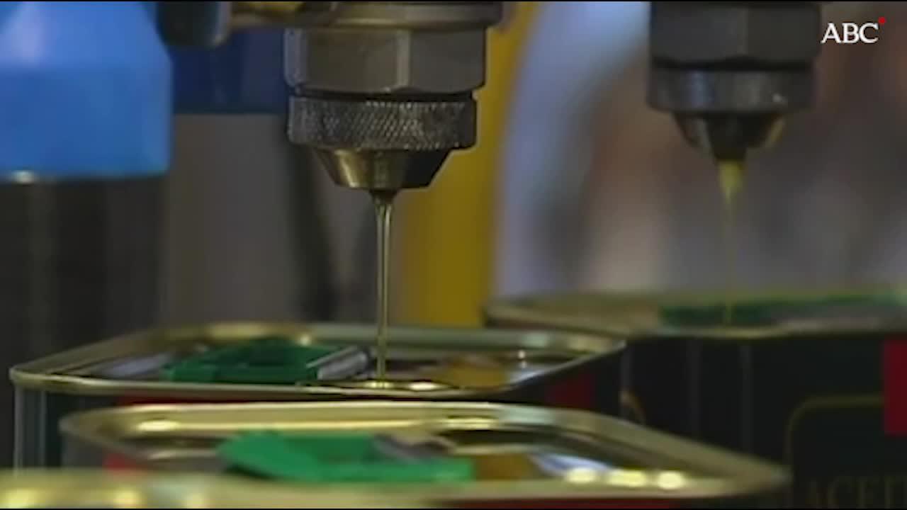 Supermercados británicos se plantean retirar el aceite de oliva español de sus estanterías