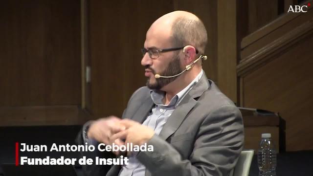 José Manuel Sánchez (izquierda), de ABC Tecnología, ha moderado la mesa redonda de Tecnología y Discapacidad en la que han participado Juan Carlos Ramiro, Belen Ruíz, Borja Adsuara, Juan Antonio Cebollada y Javier Sepulcre