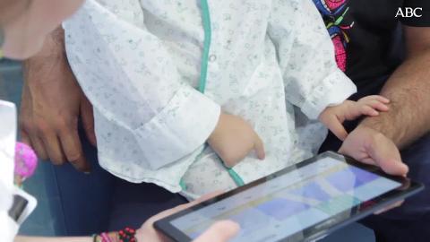 Descubre cómo funciona PainAPPle, la aplicación que mide el dolor de los más pequeños