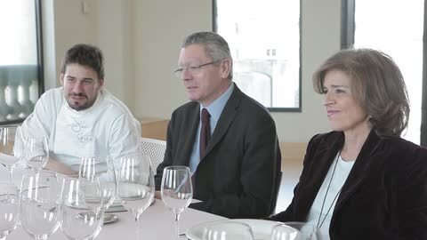 La actual alcaldesa de Madrid, Manuela Carmena, junto a sus predecesores: Juan Barranco, José María Álvarez del Manzano, Alberto Ruiz-Gallardón y Ana Botella