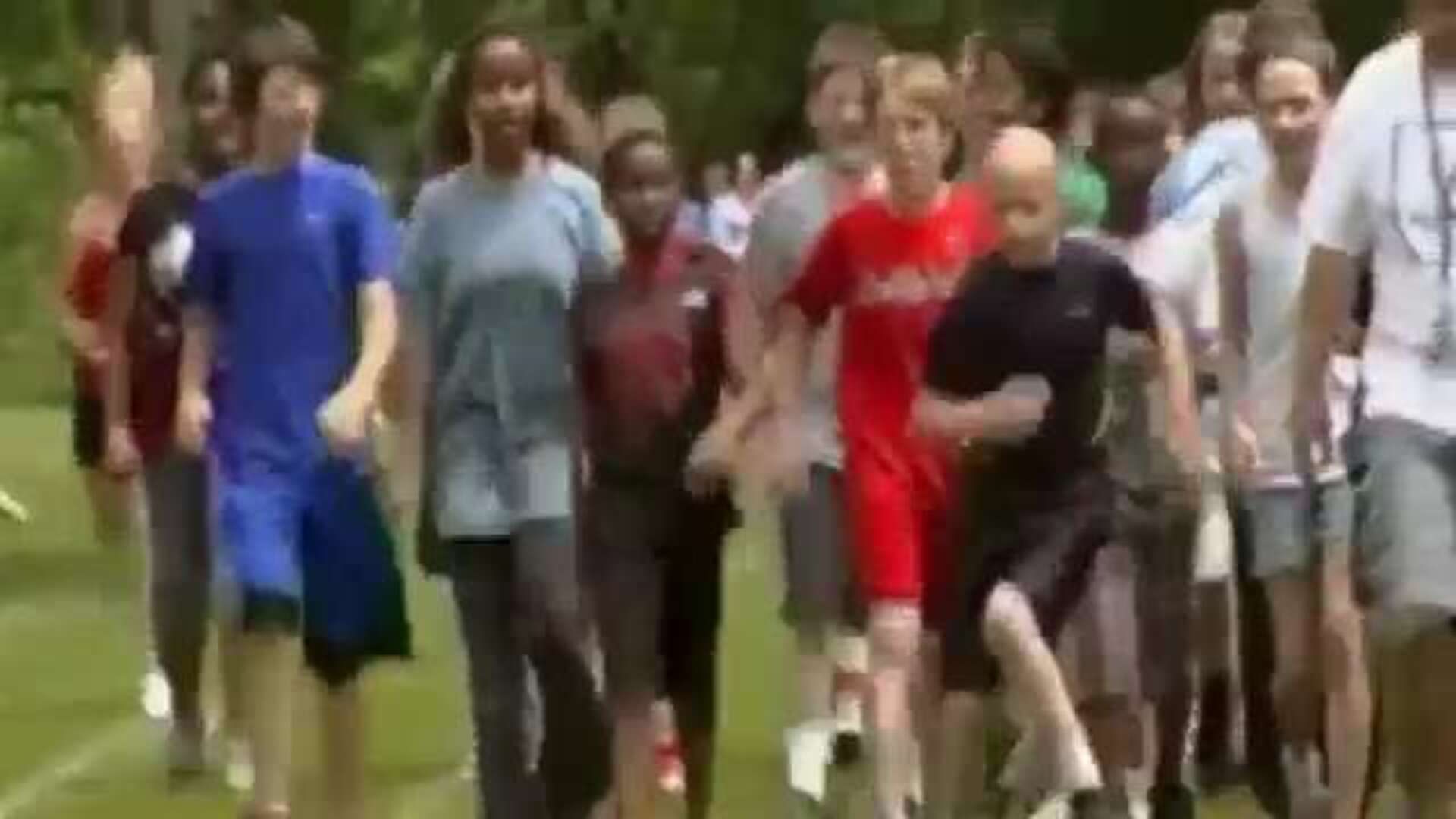 Matt Woodrum, el niño que emociona a YouTube con su fuerza de voluntad