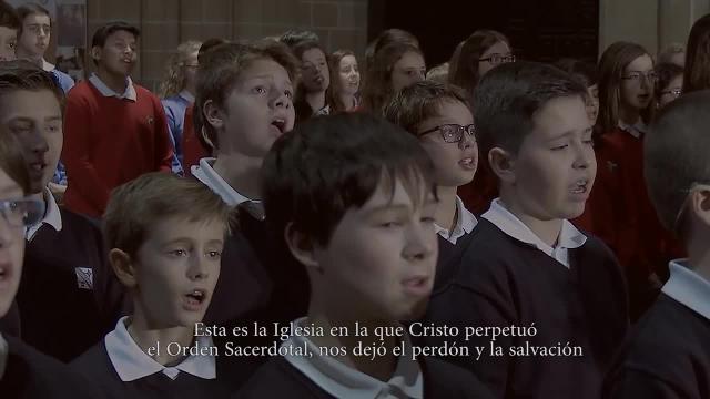 500 niños graban una felicitación musical al Papa