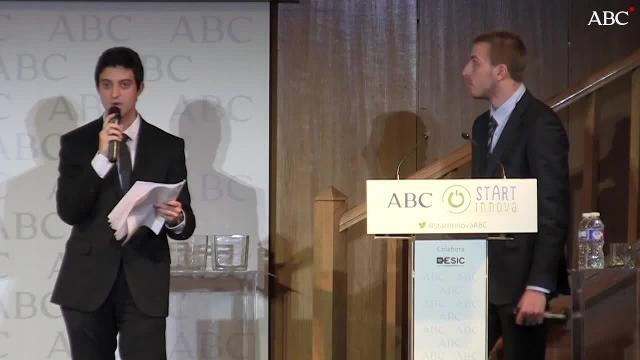 El equipo Economiy´s cat, del colegio Corazón de María, ganadores en la categoría e 16-17 años