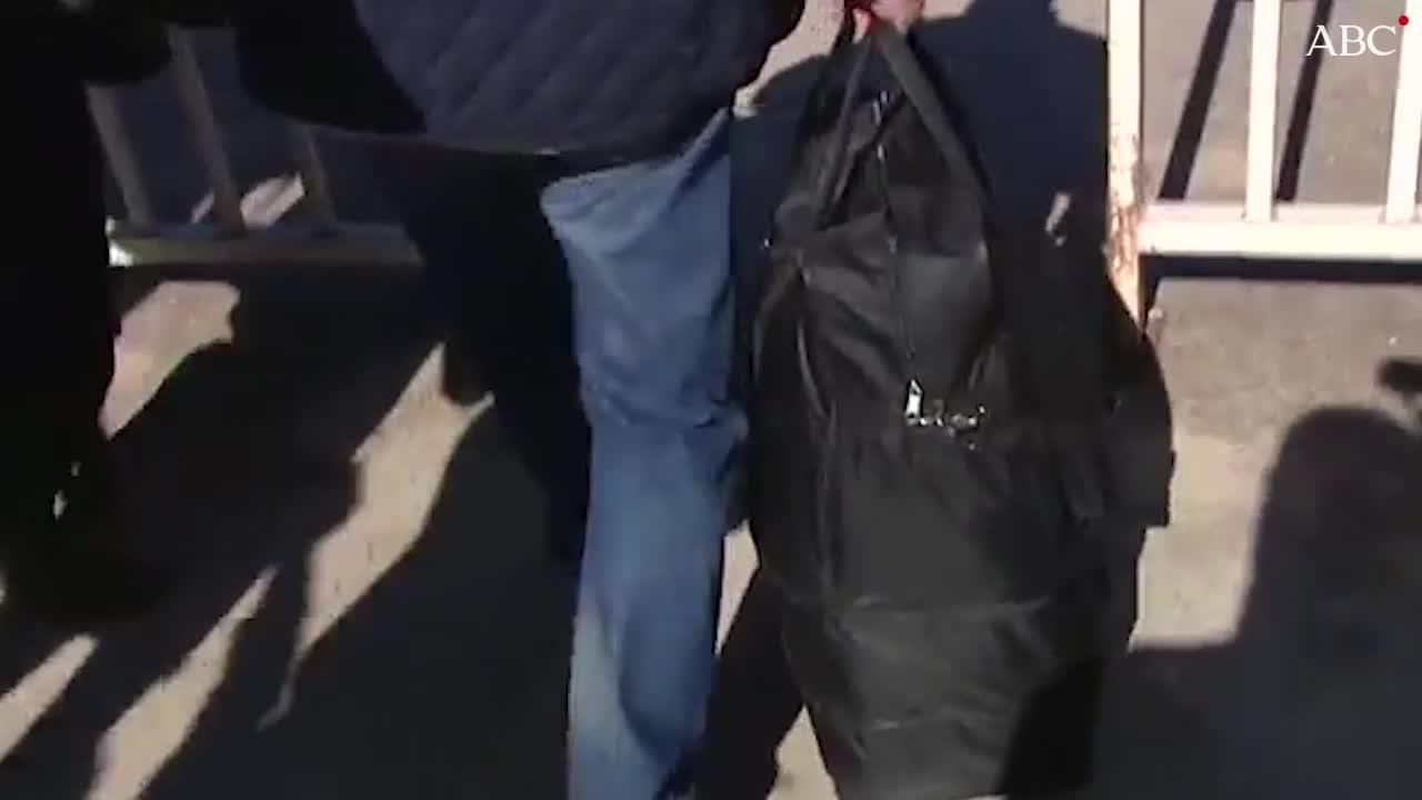 Rodrigo Rato, a las puertas de la cárcel: «Pido perdón a la sociedad y asumo los errores cometidos»