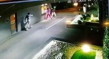 Violento asalto a un hotel erótico en Alcalá