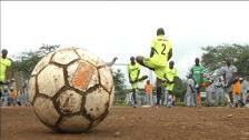 Así es el Mundial de fútbol para los presos keniatas