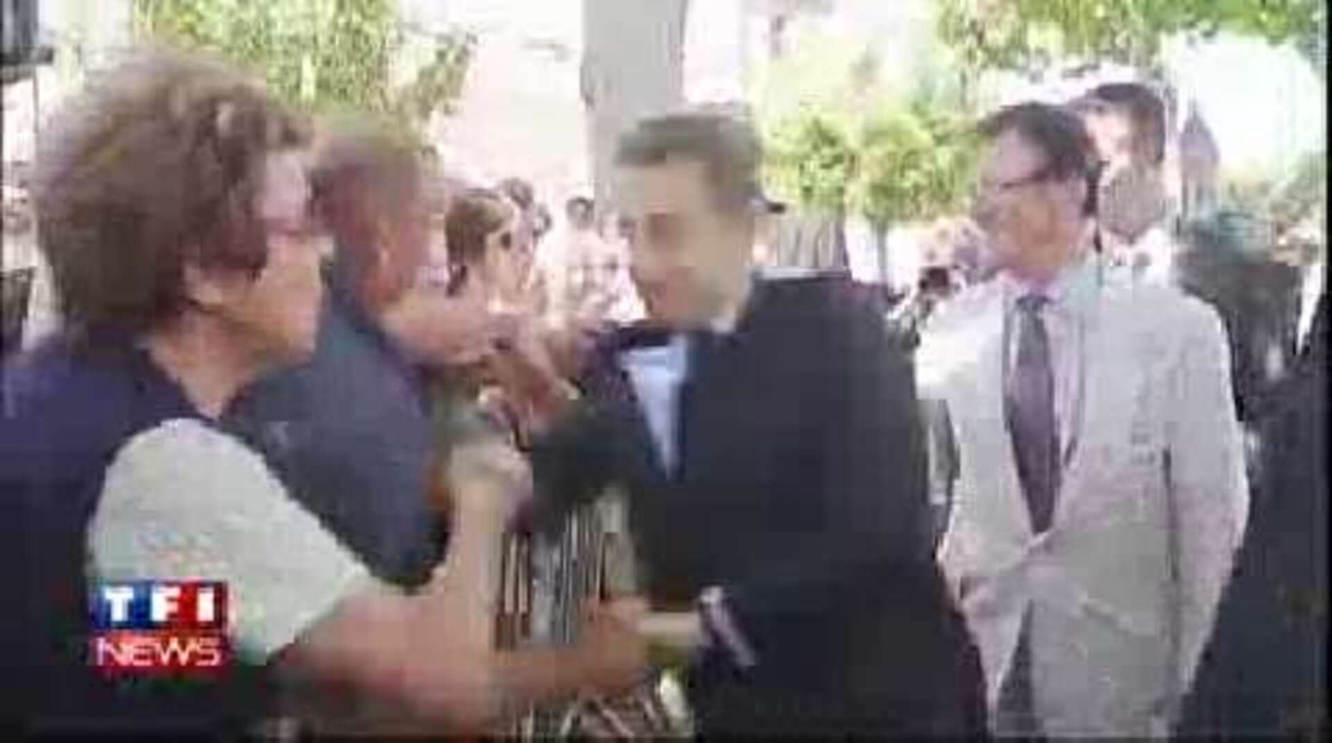 Un hombre agrede a Nicolas Sarkozy