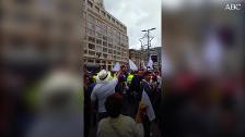 Miles de colombianos se echan a la calle contra el terrorismo