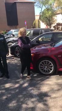 El «timo de la estampita» con coches siniestrados: 22 detenidos por trucar vehículos de lujo robados