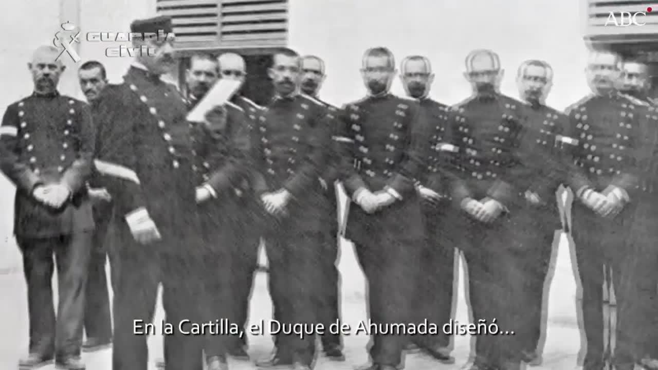 Guardias civiles a caballo en el siglo XIX