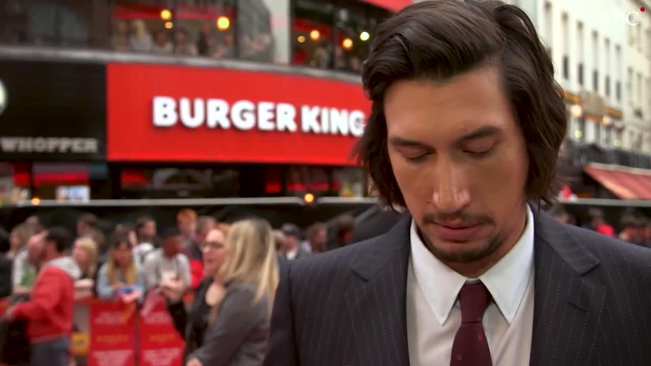 Adam Driver y Daniel Craig en «La suerte de los Logan»