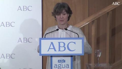 García Tejerina: «Ordenar el uso de agua solo puede hacerse con una política en clave nacional»