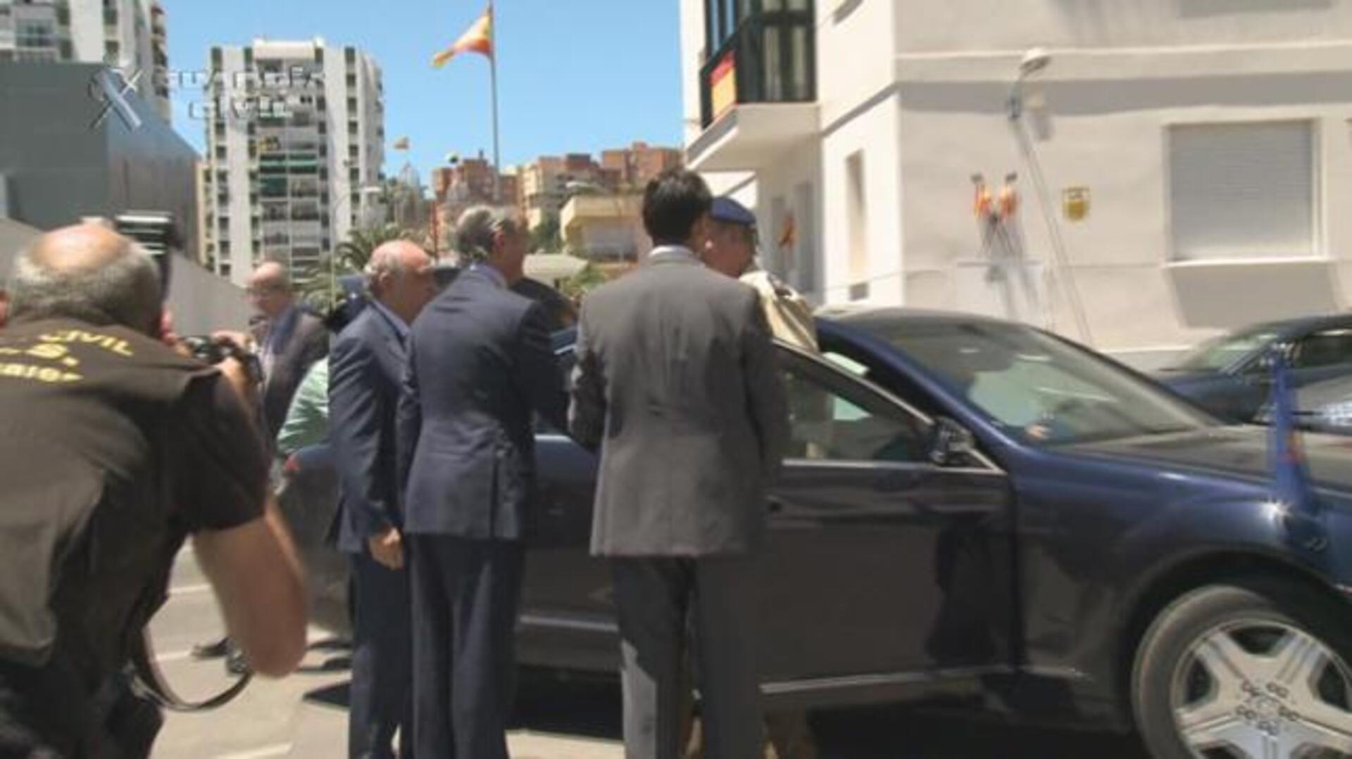 El Rey llega a Algeciras con el uniforme militar para apoyar a la Guardia Civil que trabaja en el Estrecho
