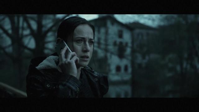 La actriz Marta Etura, en una escena de «El guardián invisible»