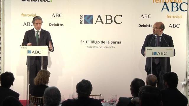 El ministro de Fomento, Íñigo de la Serna, en el Foro ABC