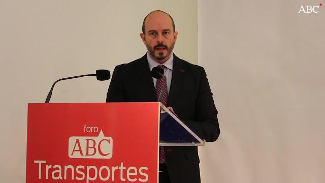 Usuarios en el Metro de Madrid