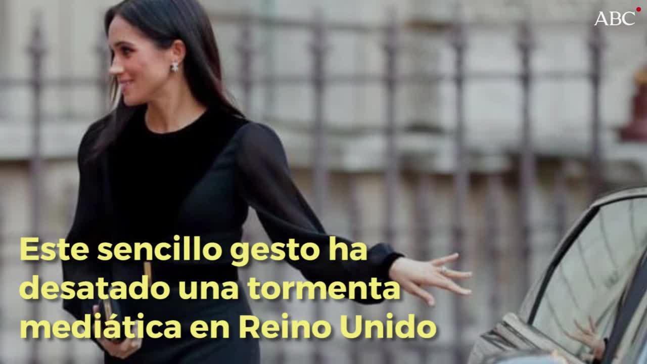 Meghan Markle se salta el protocolo en su primer acto oficial en solitario