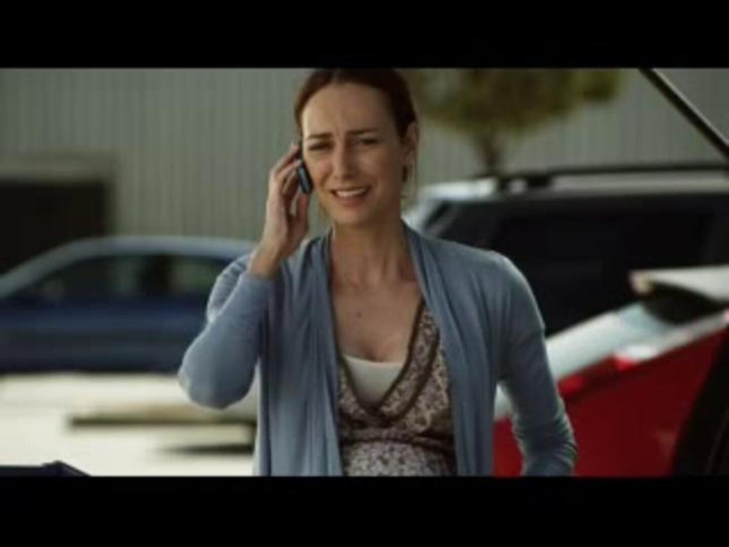 Las carreteras comienzan con retenciones en la primera salida del verano