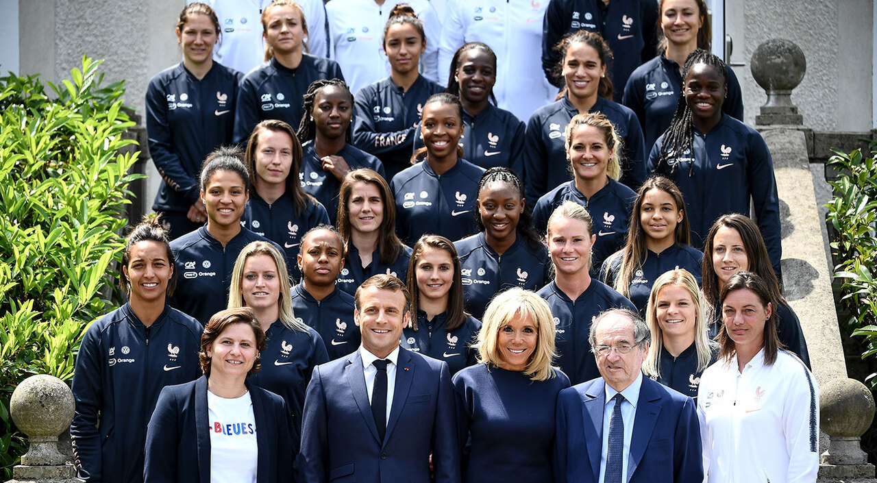 La visite du Président de la République au coeur de la journée des Bleues
