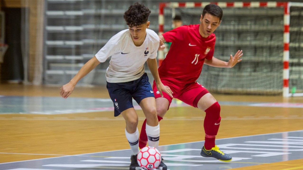 Les buts de France-Pologne (4-0 et 5-0)