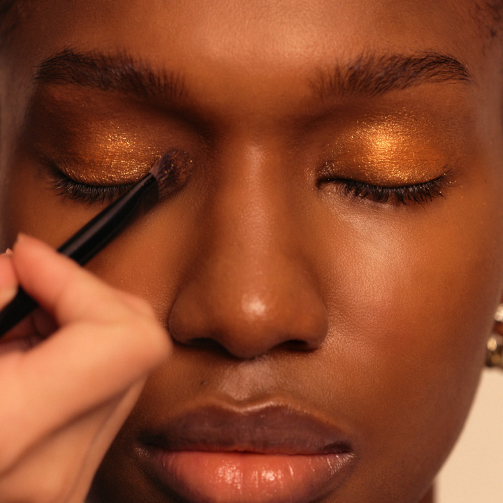 LES BEIGES Golden Hour Collection – Makeup | CHANEL