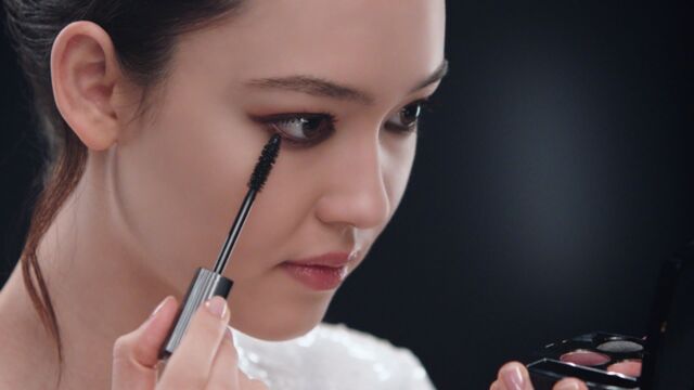 DIMENSIONS ULTIMES DE CHANEL 4-In-1 mascara: volume, length, curl and  definition smudgeproof 10 - Noir pur-pure black