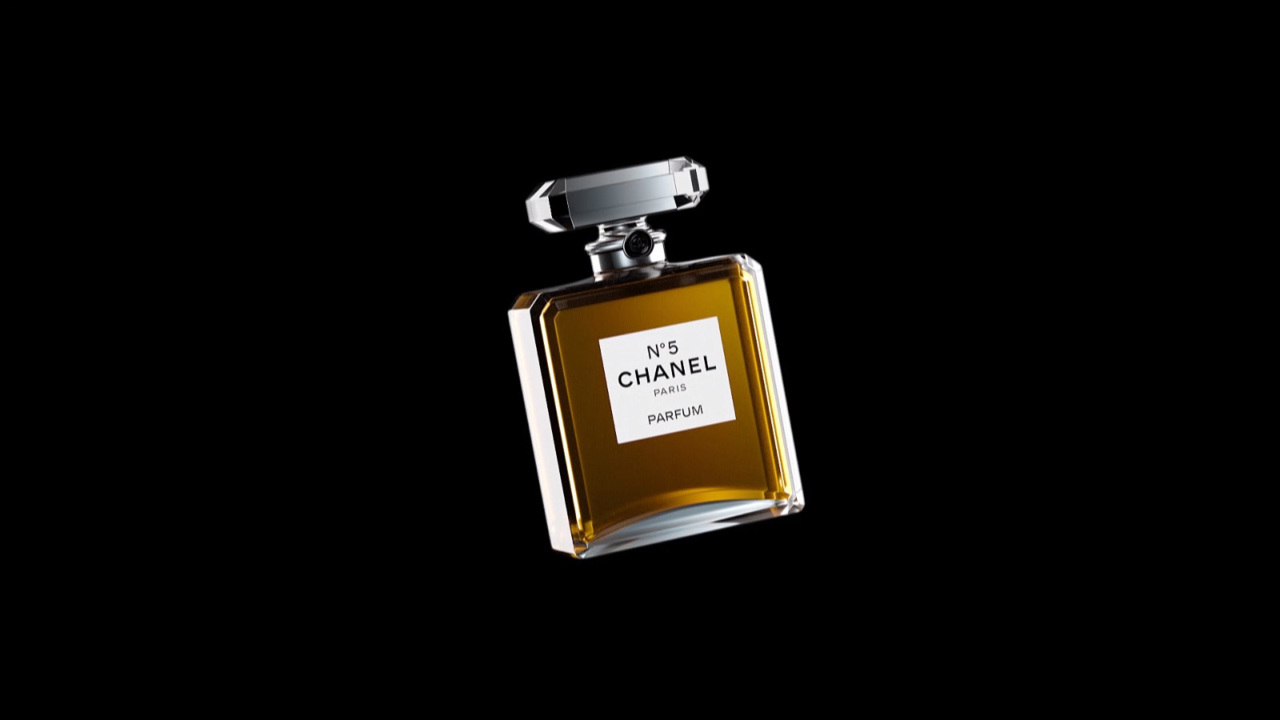 CELEBRITY BY- 6 Inspiring Voices for CHANEL N°5 – Fragrance