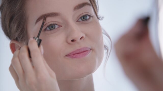 Chanel Le Gel Sourcils Longwear Eyebrow Gel