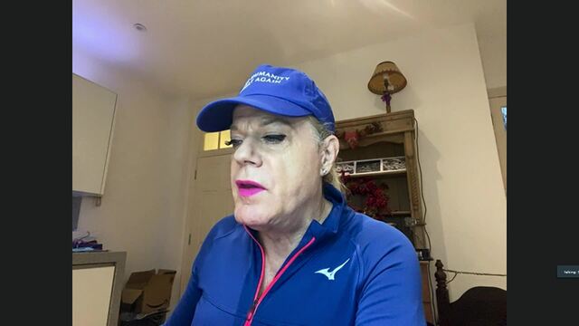 Eddie Izzard doesn't mind if you get her pronouns wrong - Radio X