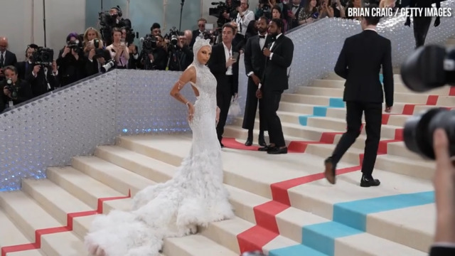 Doja Cat Meowed During Her Entire Emma Chamberlain Met Gala 2023 Interview