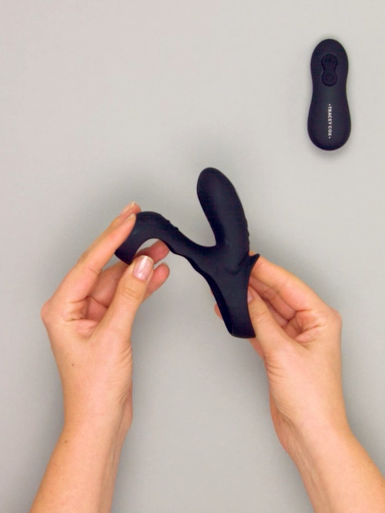 Tracey Cox EDGE Rechargeable Remote Control Penis Sleeve and Clitoral Stimulator
