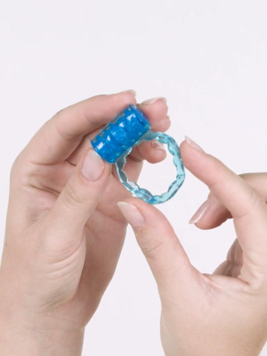 vibrating ring video How to Use a Vibrating Cockring? Phil Doe Demonstrates