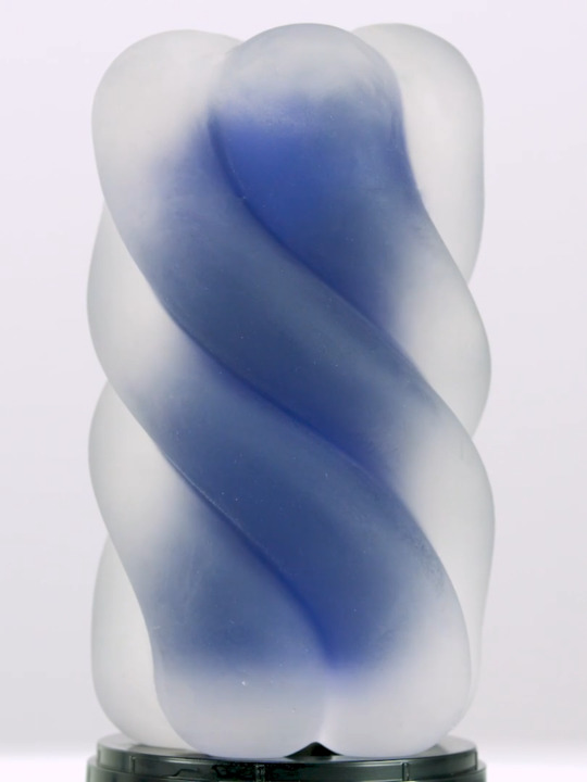 Lovehoney mon ami Self-Lubricating Stroker