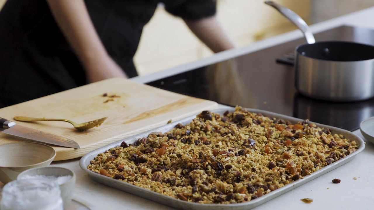 Batch cooking - part 2: lemon, maple and sea salt granola