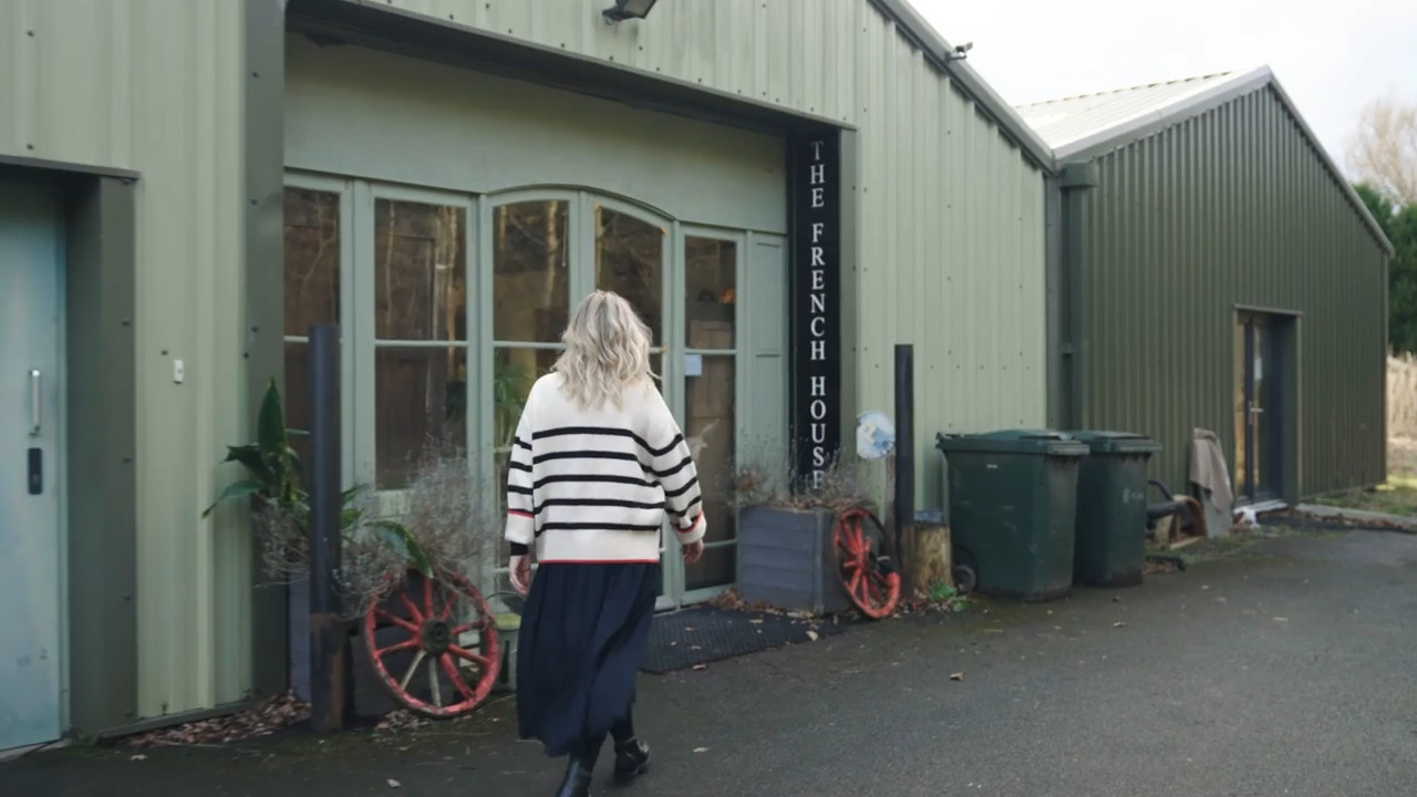 Sourcing on location - The French House