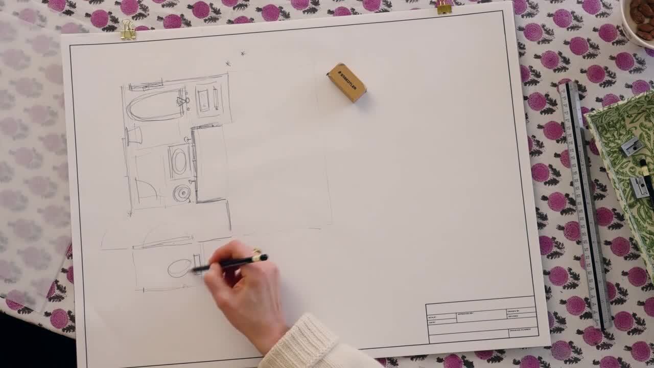 Rethinking the layout of a small bathroom 