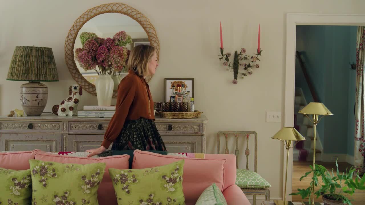 Adding layers in the summer sitting room