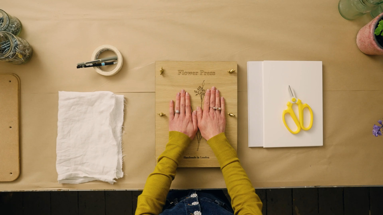 Essential flower pressing equipment