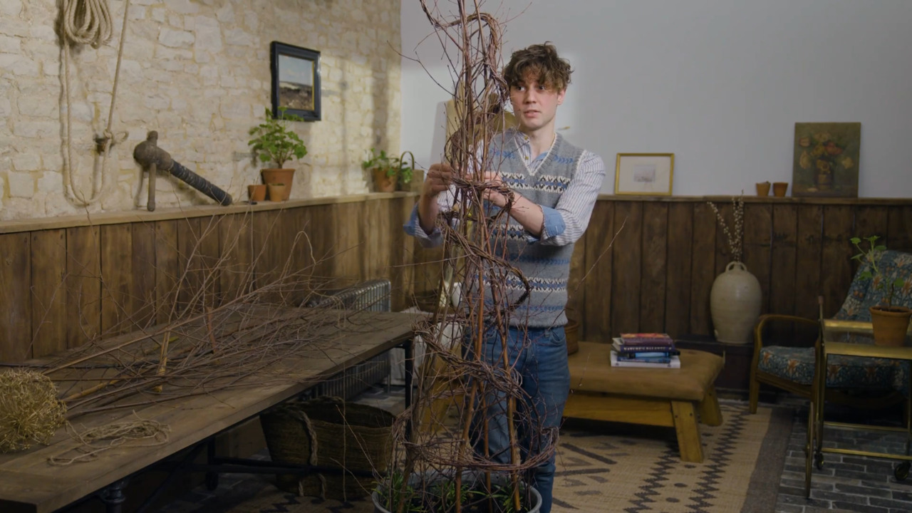 Creating a birch wigwam