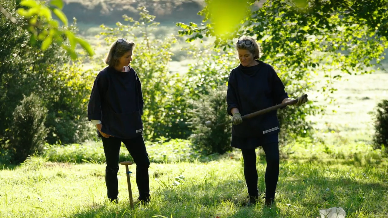 Planting bulbs in grassland