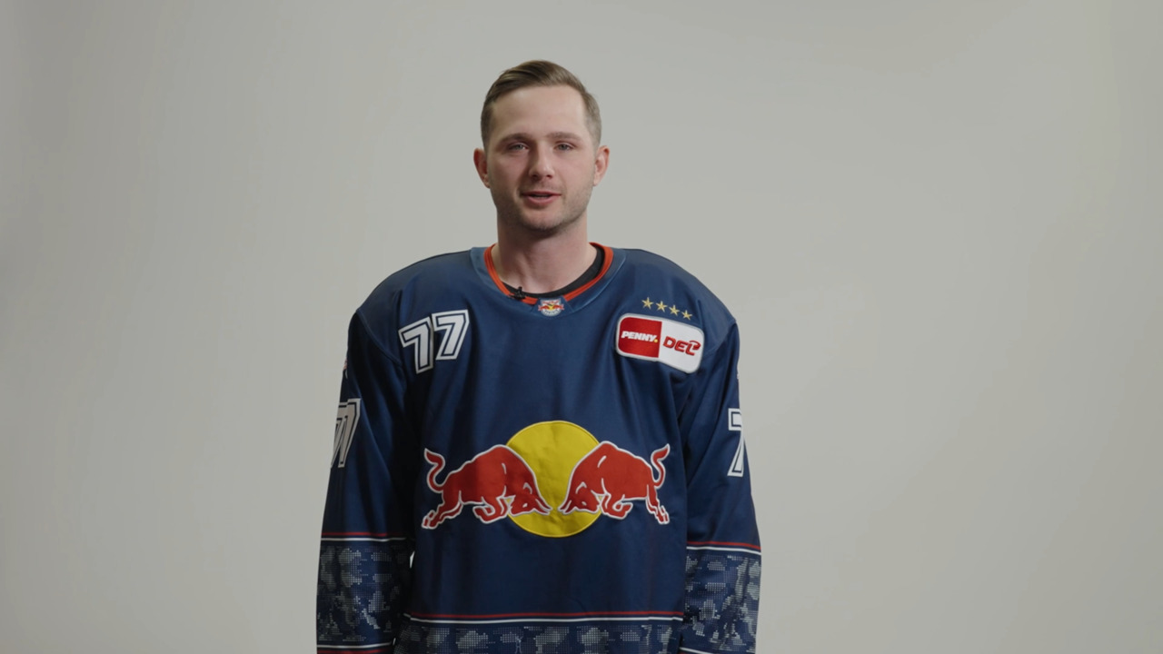 Adam Brooks I 77 I Stürmer
