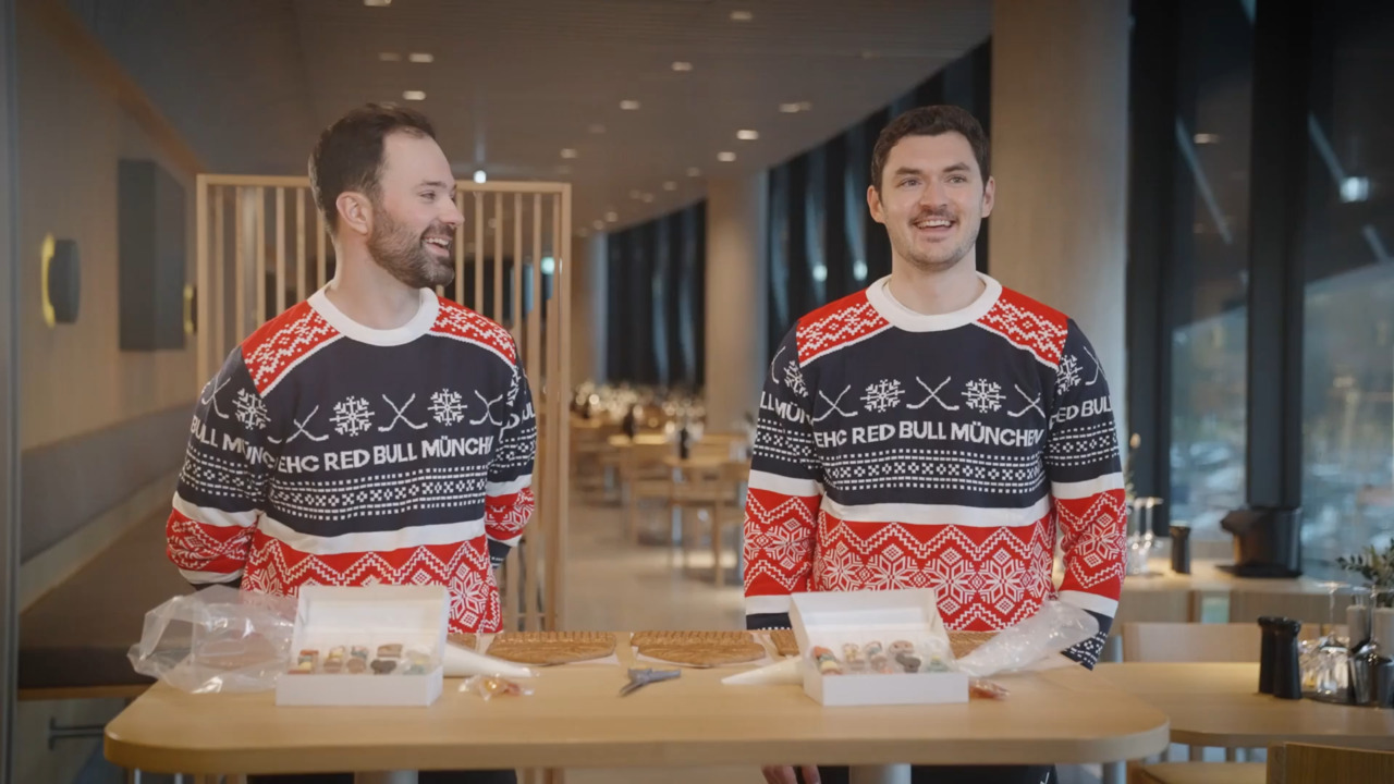 FROHE WEIHNACHTEN VON DEN RED BULLS I Lebkuchenhaus bauen mit Ryan Murphy und...