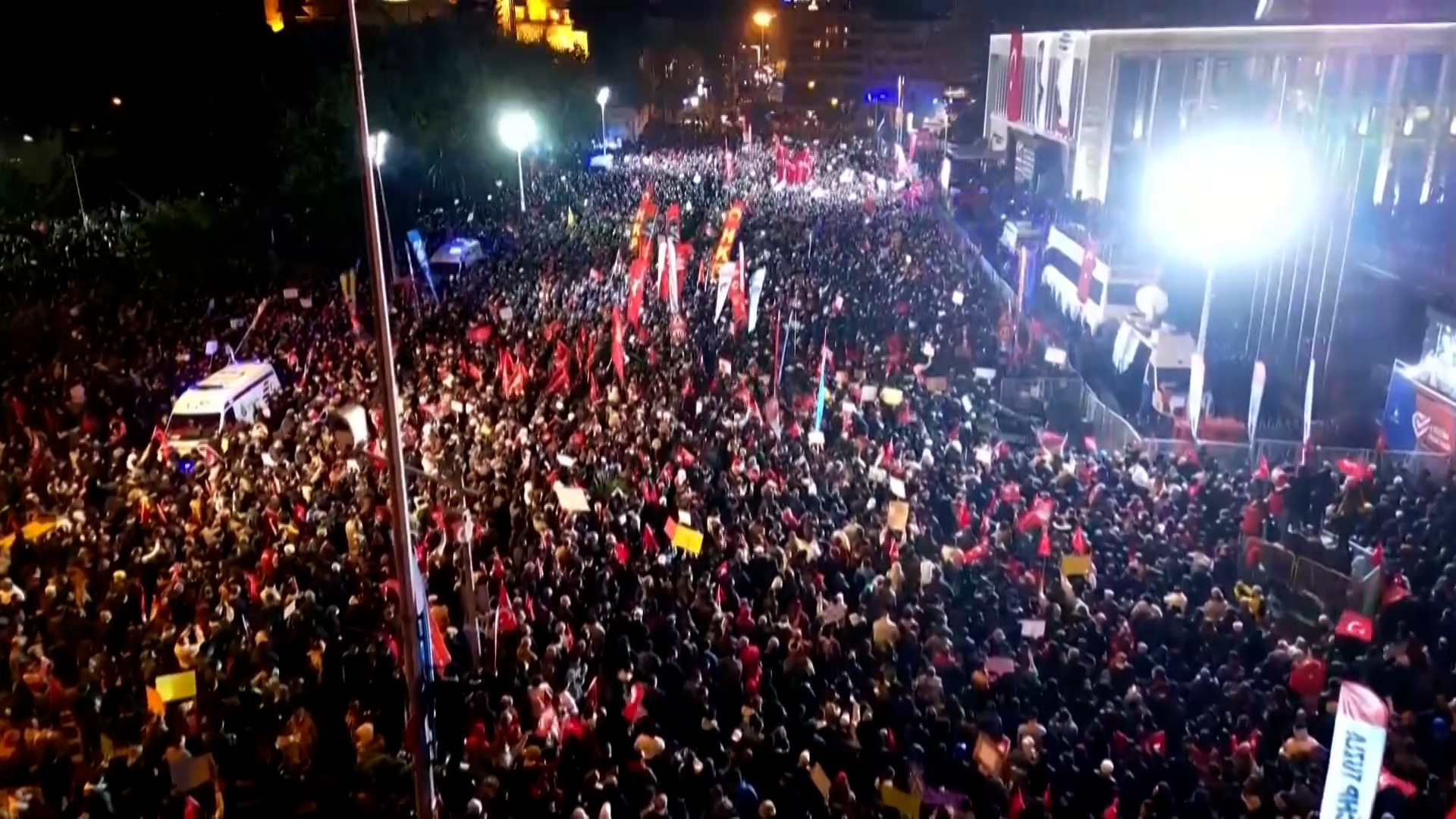 نقره لعرض الصورة في صفحة مستقلة