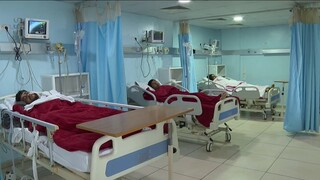 مراسل الجزيرة يرصد الوضع الصحي للمزارعين السوريين في صور جنوب لبنان